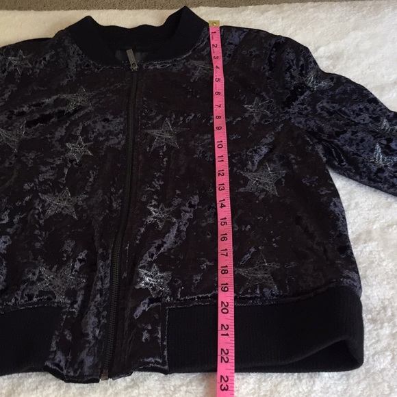 Velvet black bomber jacket with embroidered stars - Picture 6 of 8